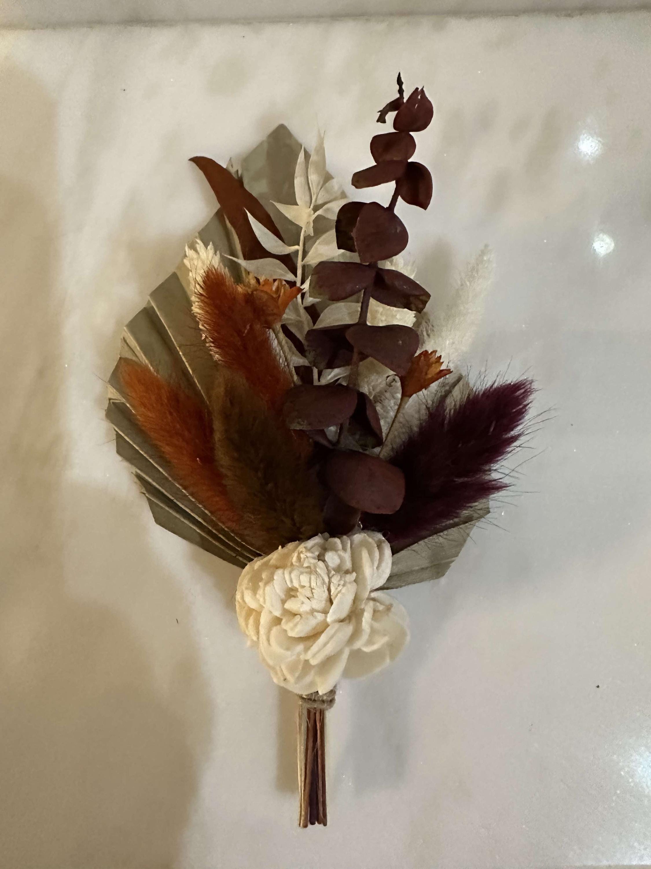 Groom Boutonniere Pampas with Dried Palm Leaves - Rustic Pin for men with dried flowers and bunny tails.  Fall Colors Groomsmen Buttonhole