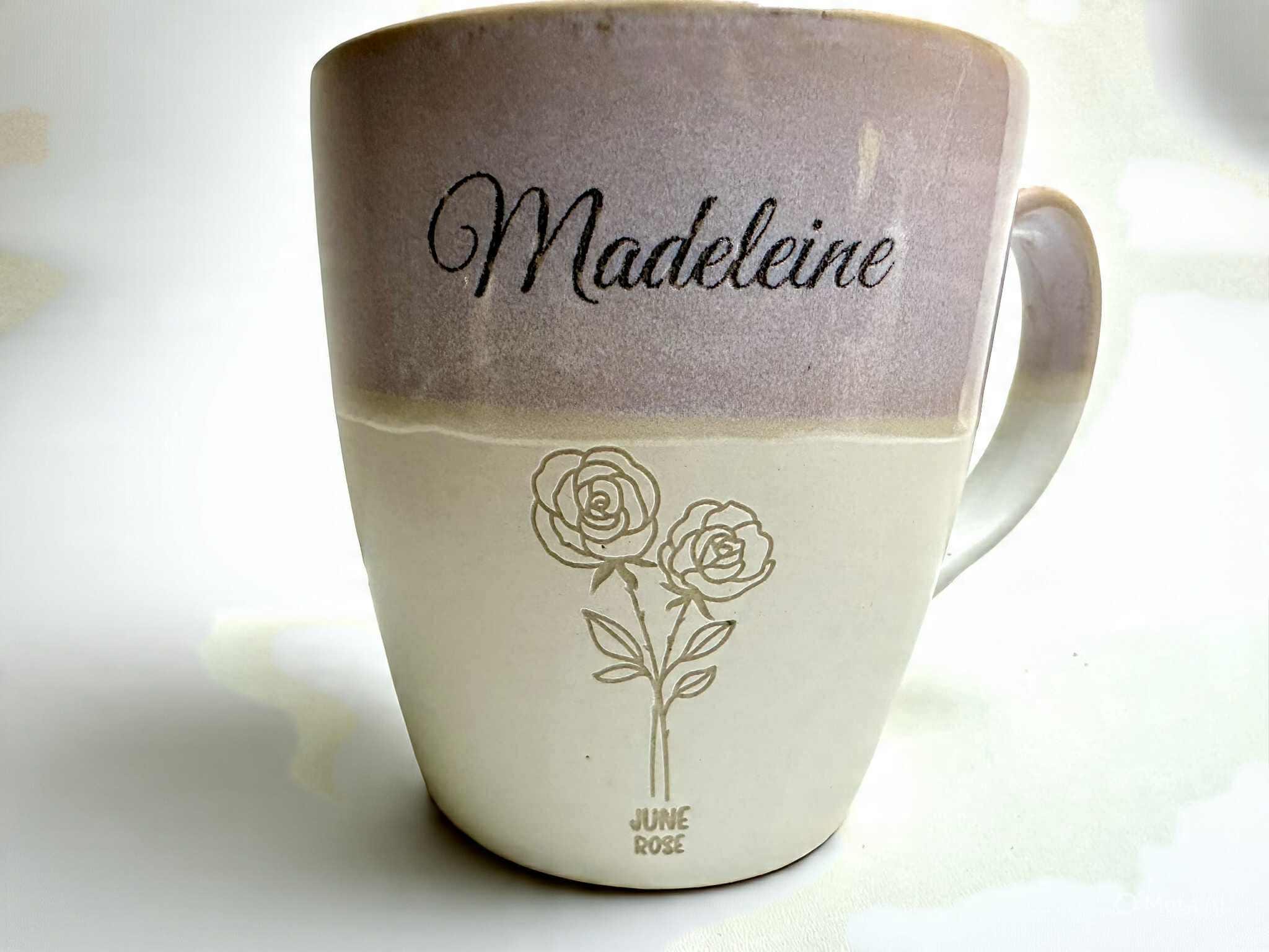 Personalized Birth Flower Coffee Mug - Birthday Gift, Mother's Day Mug, Bridesmaid Gift idea - Gift for Wife, Gift for Sister, Grandma gift