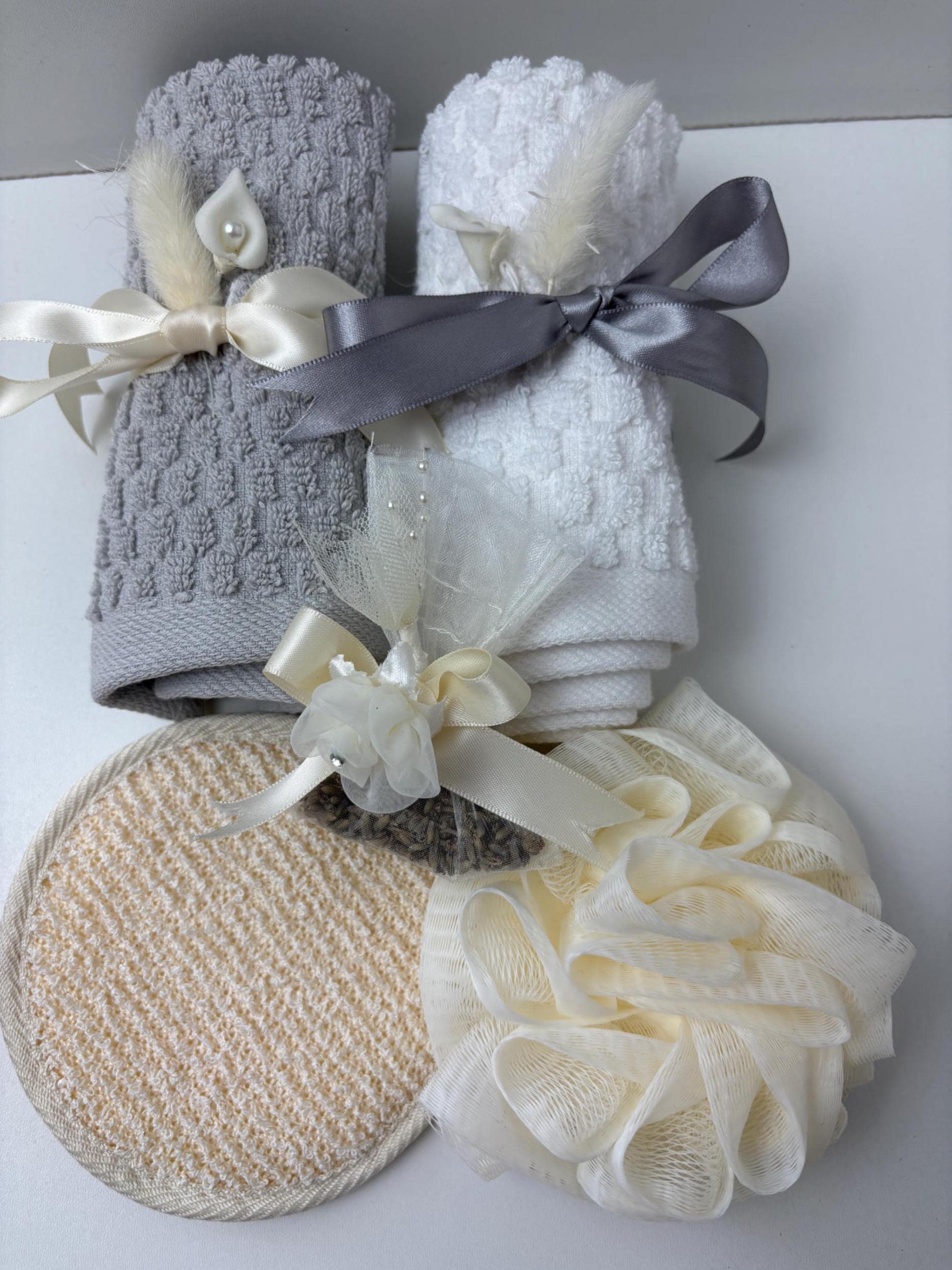 Personalized Wedding Gift Basket for Couple – Hubby and Wifey Mugs, Custom Coasters, Towel Set & Frame – Engagement or Bridal Shower Gift