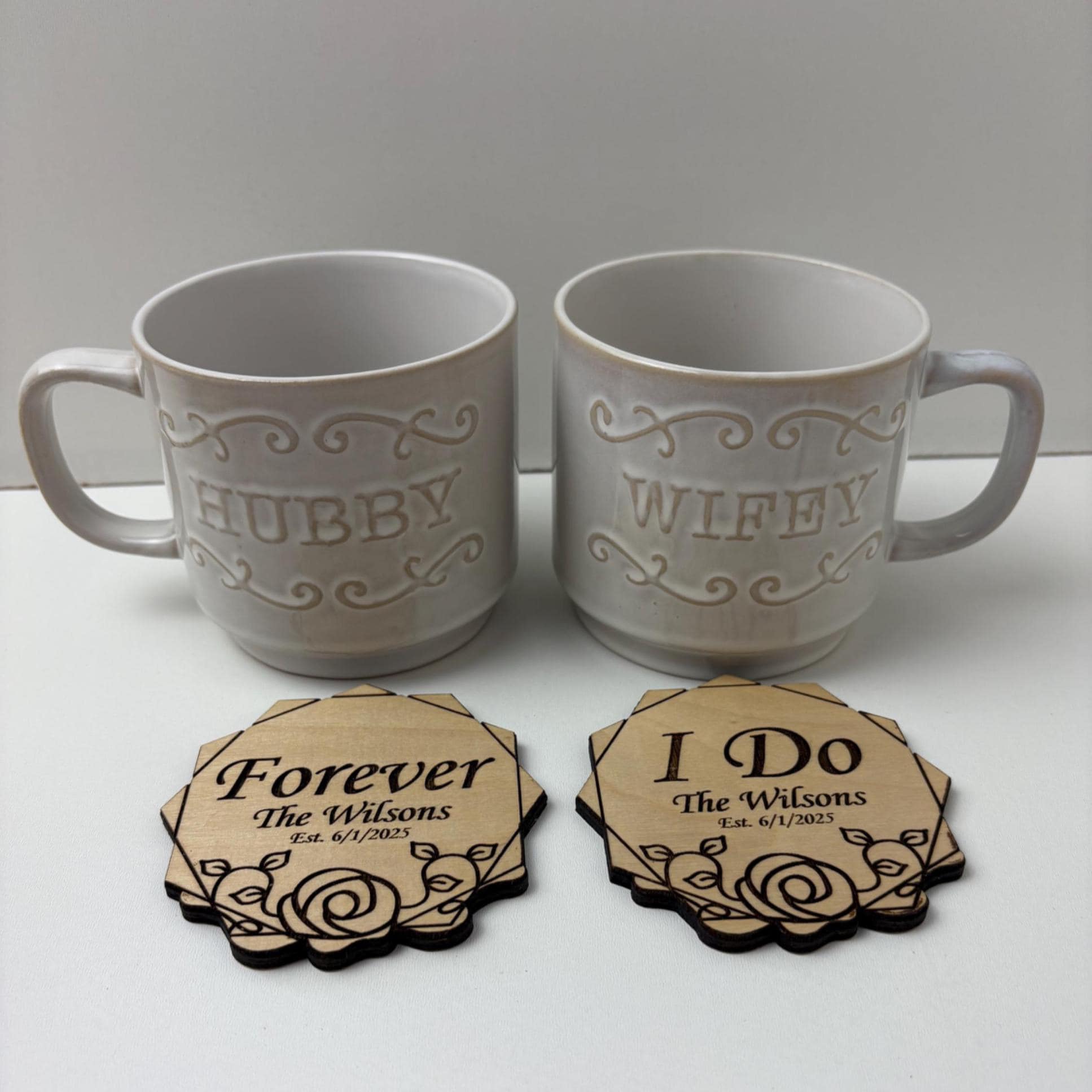 Personalized Wedding Gift Basket for Couple – Hubby and Wifey Mugs, Custom Coasters, Towel Set & Frame – Engagement or Bridal Shower Gift