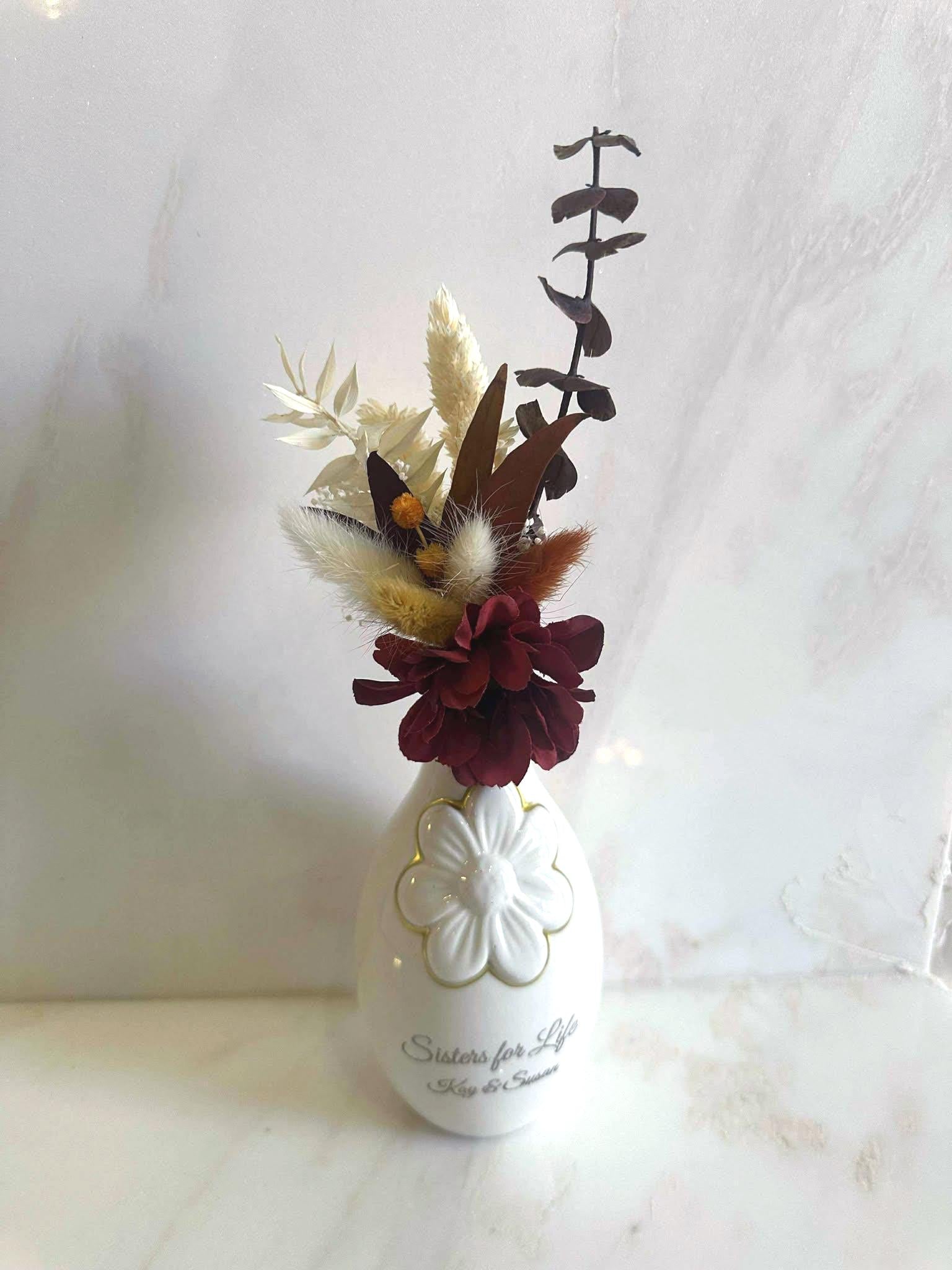 Personalized Vase with dried flower that celebrates sisters, Friends, Lovers, daughters, mothers  Customized Gift for brides bridesmaids