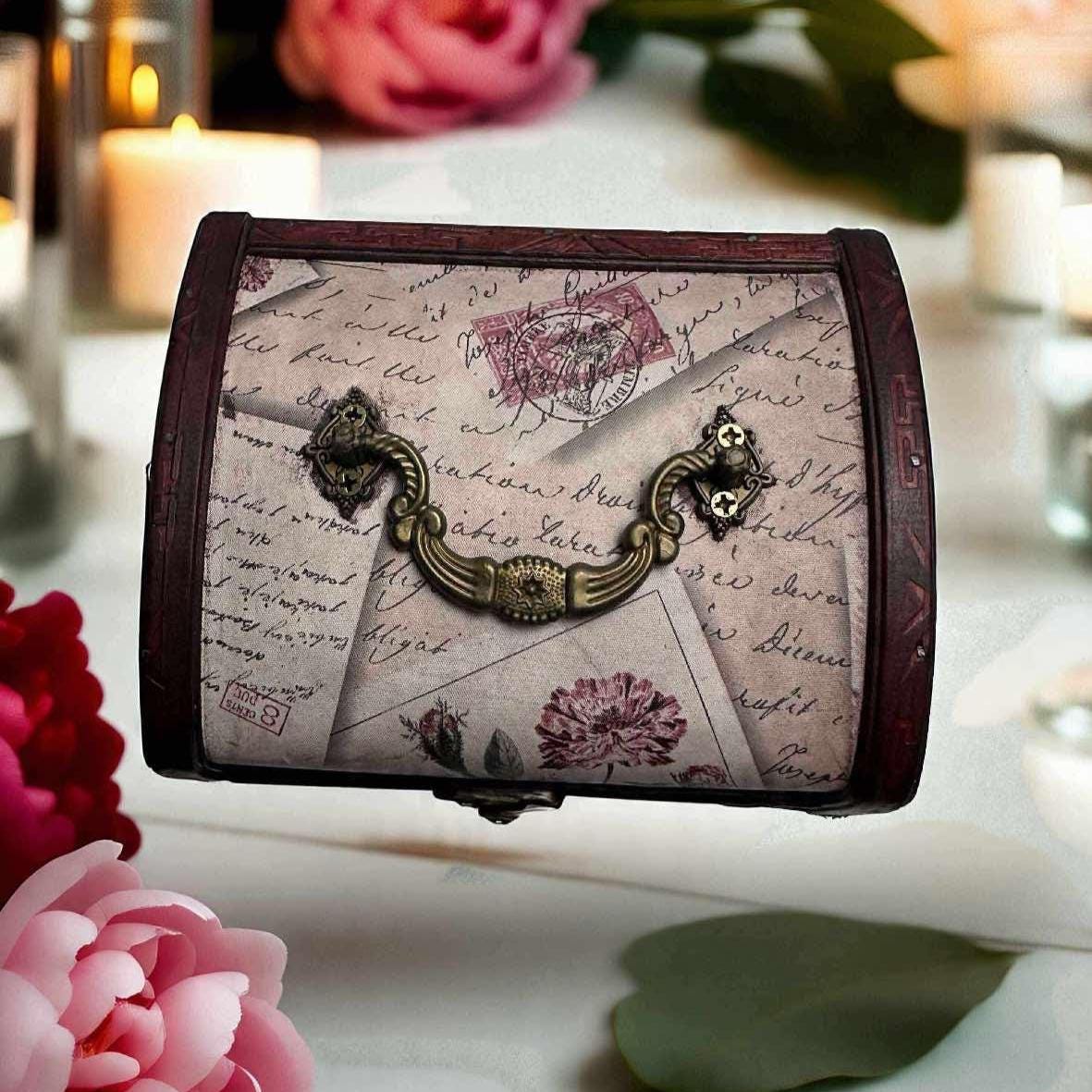 Personalized Wedding Keepsake Box: Vintage Floral Vase, Candle & Engraved Tag