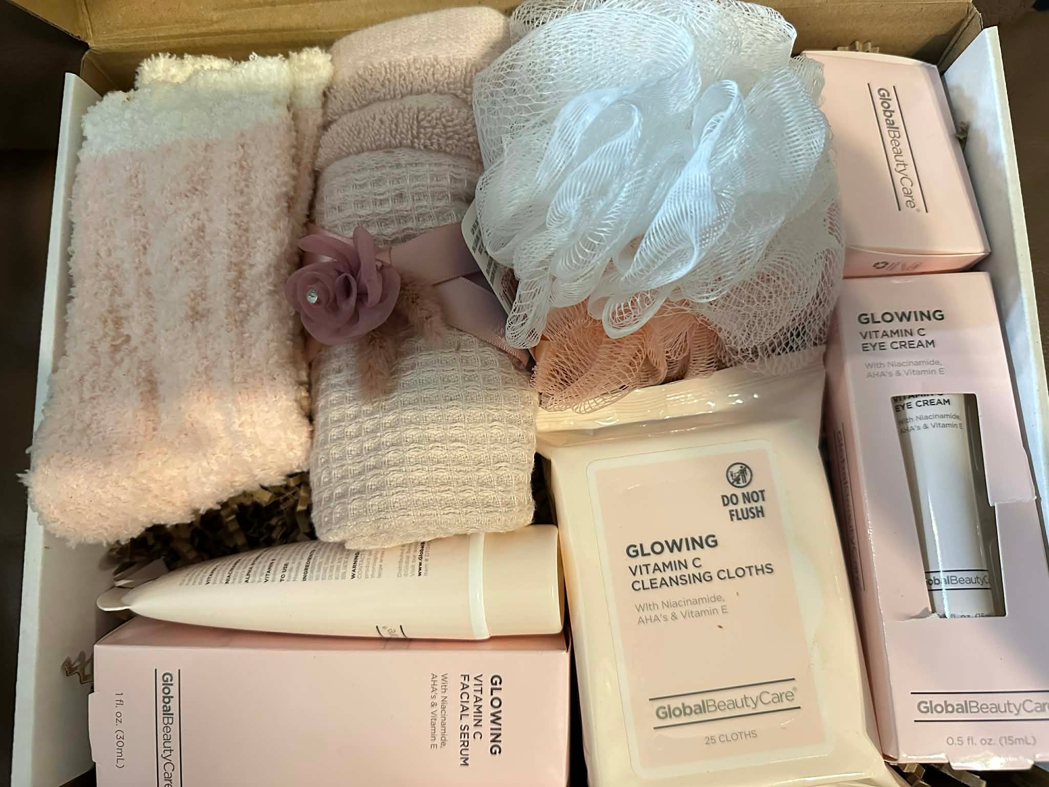 Pink Self-Care Gift Box - Cozy Spa Essentials - Skincare Set