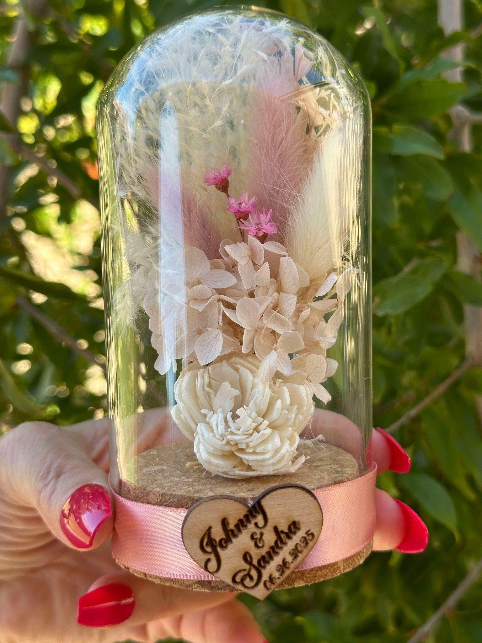 Glass Bell Jar with Everlasting Flowers for wedding Decorations, Glass Dome with natural dried flowers for wedding party gifts and favors