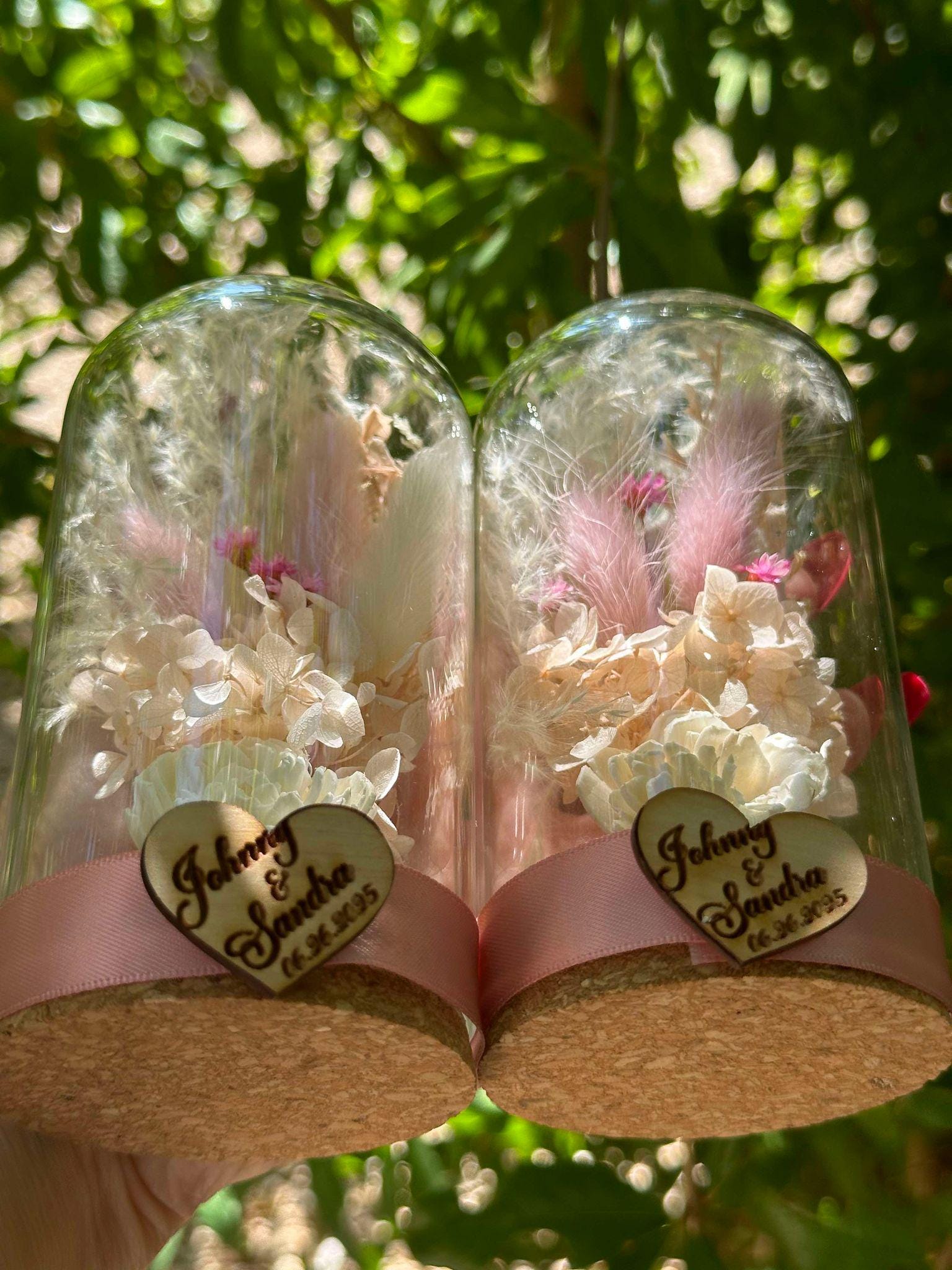 Glass Bell Jar with Everlasting Flowers for wedding Decorations, Glass Dome with natural dried flowers for wedding party gifts and favors