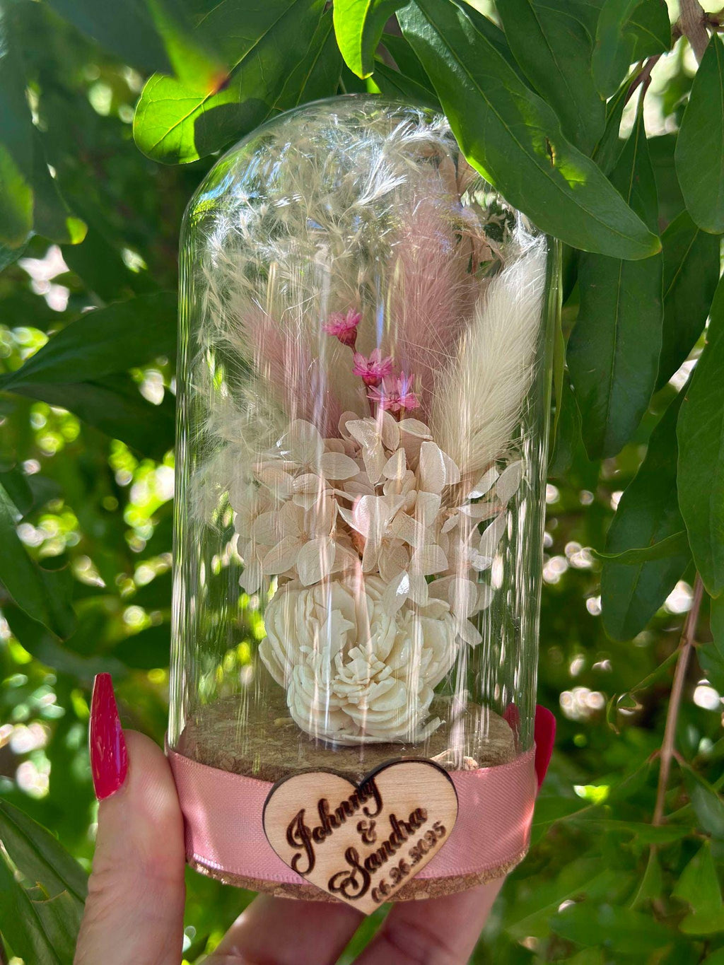 Glass Bell Jar with Everlasting Flowers for wedding Decorations, Glass Dome with natural dried flowers for wedding party gifts and favors